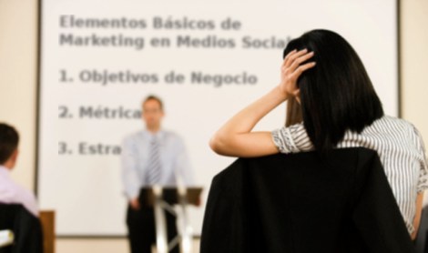 El Síndrome del Disco Rayado al Hablar de Medios Sociales